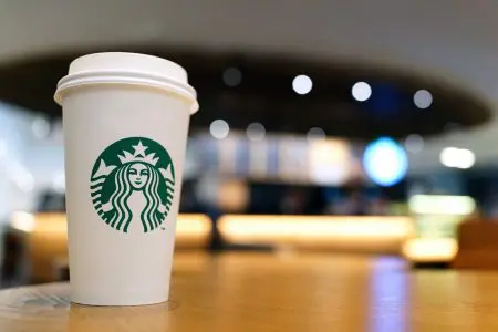スターバックス　人材　グローバル
