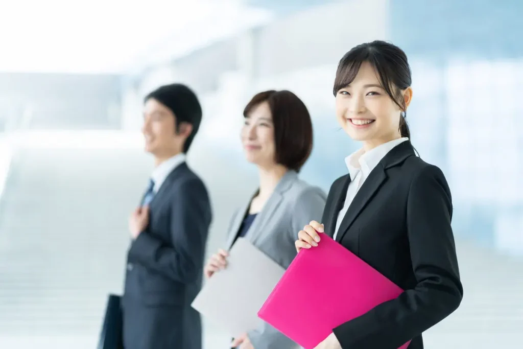 入社 行動