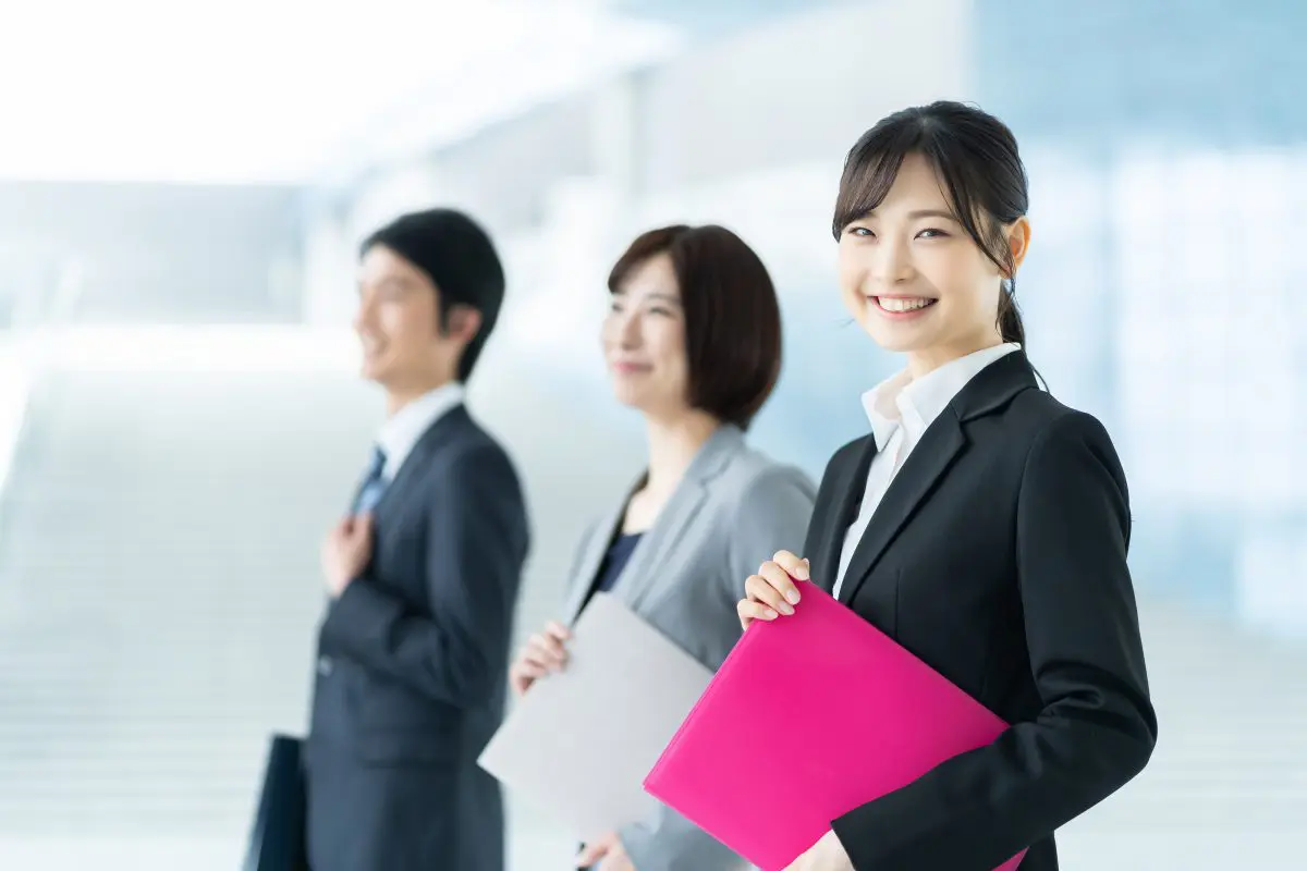 入社 行動