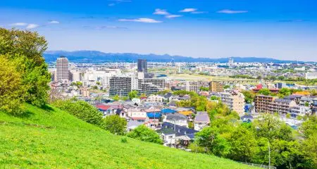 足元商圏　丘から見る街　マンション　一軒家
