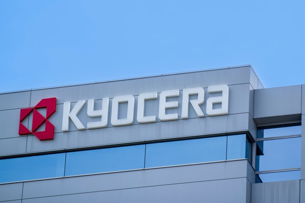 人を大切にする経営　経営理念作成の動機と正常な機能　稲盛和夫さんは、創業時に「京セラフィロソフィー」を作成。当初は拙いものだったが、その根底にある「人間として何が正しいか」という理念は、後の経営でも重要だった語っています